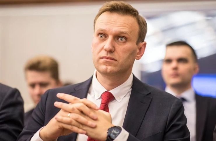 Após ser envenenado, Alexei Navalny, líder da oposição russa é impedido de deixar o país 1