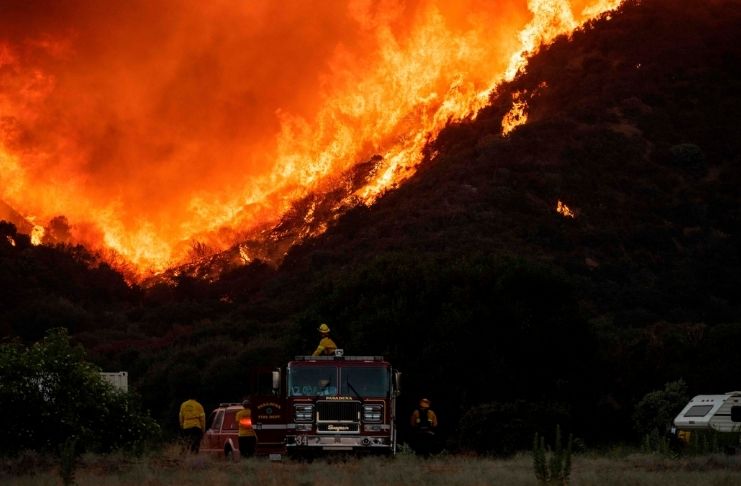 Incêndios na Califórnia provocam a COVID-19 1