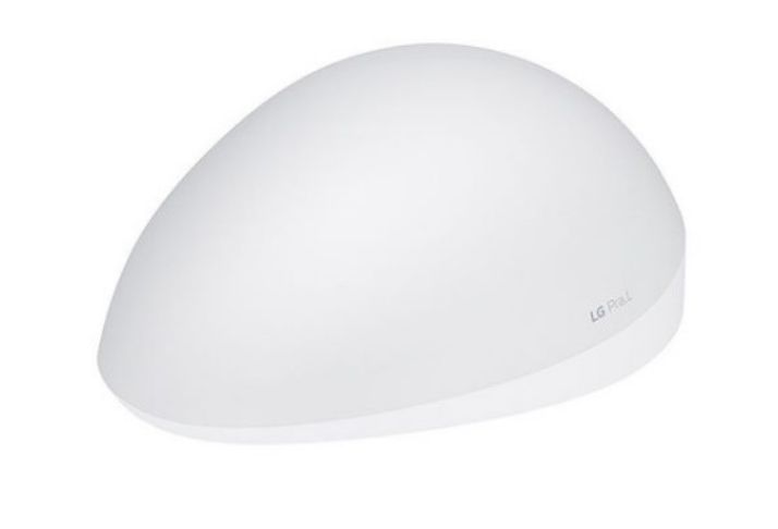 LG apresenta capacete de crescimento capilar com luzes LED