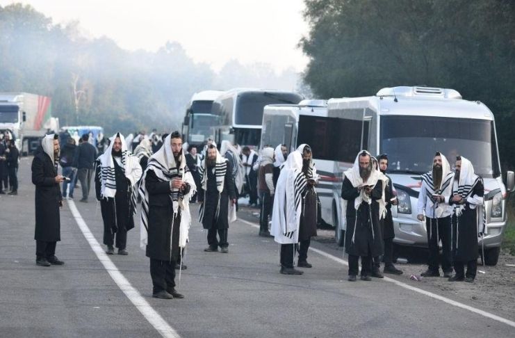 Peregrinos judeus são expulsos da fronteira da Ucrânia